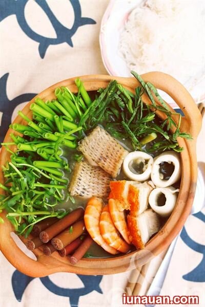 Ảnh minh họa 2 - Cách làm món lẩu mắm đậm đà, giản dị ngon tuyệt, khó cưỡng !