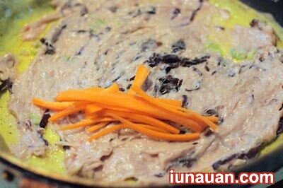 Ảnh minh họa 7 - Ngon miệng với món trứng cuộn tam sắc dễ làm !