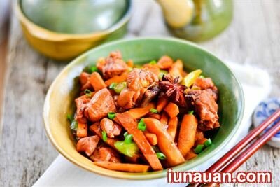 Ảnh minh họa 6 - Làm gà kho măng ngon tuyệt không hề khó !