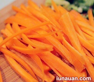 Ảnh minh họa 5 - Ngon miệng với món trứng cuộn tam sắc dễ làm !
