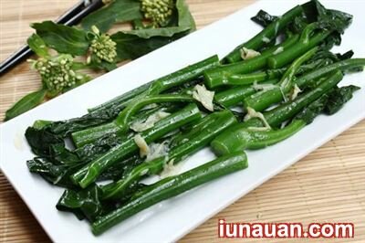 Ảnh minh họa 5 - Cách làm món ngồng cải xào tỏi càng ăn càng nghiền !