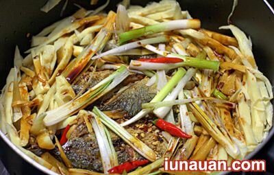 Ảnh minh họa 4 - Giản đị đưa cơm với món cá bạc má kho măng ngon thật ngon !