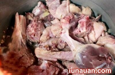 Ảnh minh họa 2 - Hướng dẫn cách làm bún măng vịt nóng hổi cho ngày mới !