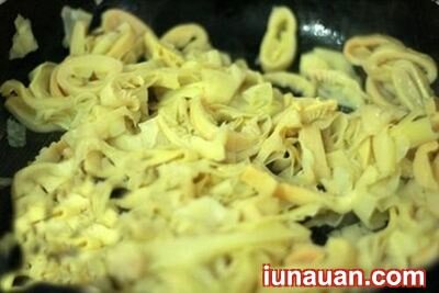 Ảnh minh họa 3 - Hướng dẫn cách làm bún măng vịt nóng hổi cho ngày mới !