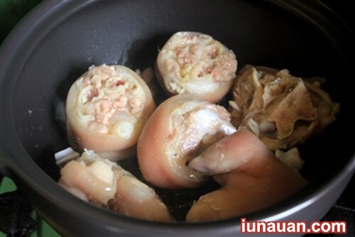 Ảnh minh họa 5 - Thơm ngon bổ dưỡng với món móng giò hầm đậu nành !