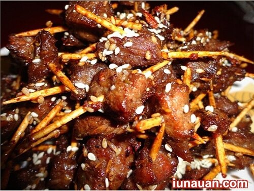 Ảnh minh họa 2 - Cách làm món thịt bò xiên chiên vừng ngon miễn chê !