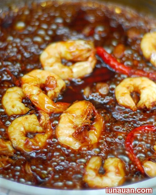 Ảnh minh họa 6 - Hướng dẫn cách làm món tôm sốt xì dầu siêu ngon, siêu đơn giản !
