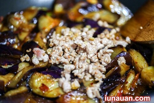 Ảnh minh họa 6 - Ngon cơm với món cà tím xào thịt băm !