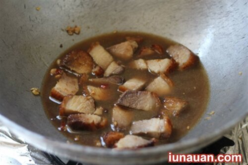 Ảnh minh họa 7 - Cách làm món thịt heo quay rim mặn ngọt cực ngon miệng cho bữa cơm chiều !