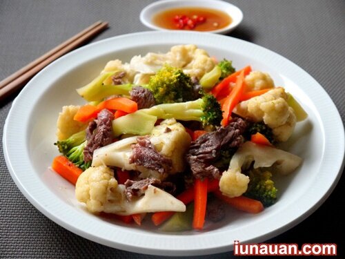 Ảnh minh họa 2 - Cách làm món thịt bò xào súp lơ nhanh gọn, đủ chất !