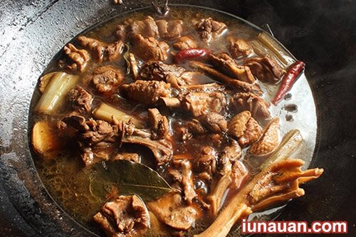 Ảnh minh họa 6 - Mát trời làm ngay món vịt om bia thơm nức, ngon tuyệt cú mèo để cả nhà cùng thưởng thức !