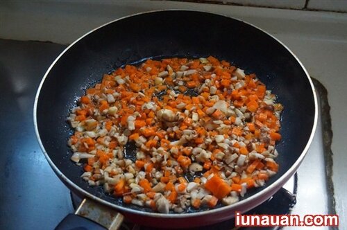 Ảnh minh họa 4 - Lạ miệng với món mực nhồi xôi thơm ngon tuyệt đỉnh !