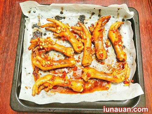 Ảnh minh họa 8 - Nhâm nhi món chân gà nướng muối ớt cho chàng mê mẩn !