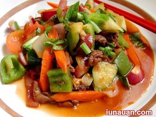 Ảnh minh họa 2 - Cách làm món thịt bò xào thập cẩm siêu ngon, siêu dễ !