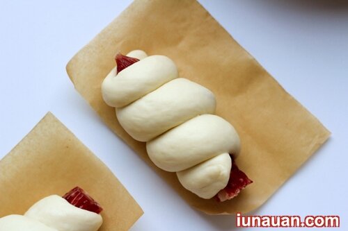 Ảnh minh họa 7 - Đổi vị với món bánh bao lạp xưởng ngon mà lạ !