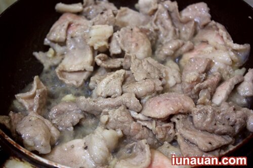 Ảnh minh họa 6 - Cách làm món thịt thăn xào khoai tây cực đơn giản ngon cơm !