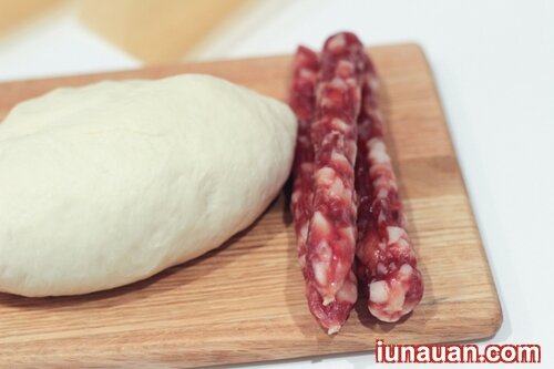 Ảnh minh họa 4 - Đổi vị với món bánh bao lạp xưởng ngon mà lạ !