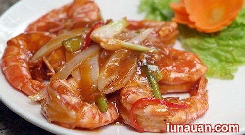 Ảnh minh họa 5 - Chua chua ngọt ngọt món tôm rang me cực đưa cơm cho cả nhà !