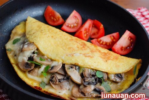 Ảnh minh họa 2 - Hướng dẫn cách làm món trứng chiên nấm vừa thơm vừa ngậy cả nhà cùng mê !