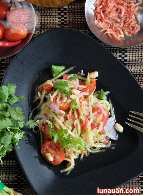 Ảnh minh họa 2 - Chua chua ngọt ngọt với món nộm xoài xanh kiểu Thái ăn một lần sẽ nhớ mãi không quên