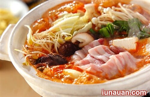 Ảnh minh họa 2 - Cách làm món lẩu kim chi thịt heo cay cay ngon tuyệt cú mèo !