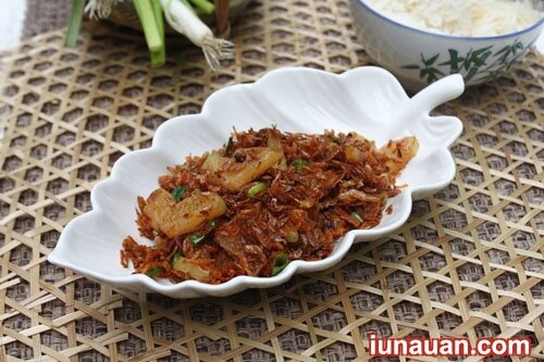 Ảnh minh họa 2 - Trời mưa rả rích chế biến ngay món tép khô rang khế ngon tuyệt cú mèo hết vèo nồi cơm !