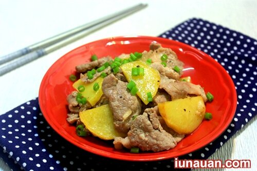 Ảnh minh họa 2 - Cách làm món thịt thăn xào khoai tây cực đơn giản ngon cơm !