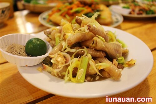 Ảnh minh họa 2 - Hướng dẫn cách làm chân gà ngâm sả tắc ngon tuyệt cú mèo cả nhà cùng mê !