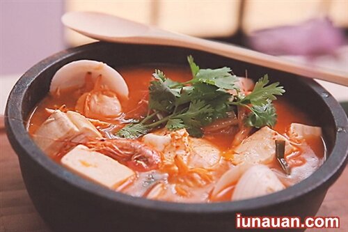 Ảnh minh họa 2 - Lạ miệng với món canh kim chi hải sản kiểu Hàn Quốc siêu ngon, siêu dễ