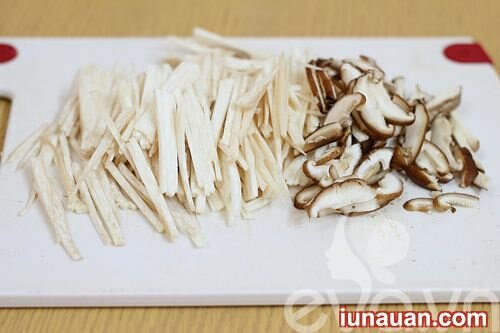 Ảnh minh họa 4 - Thanh nhẹ với món nem nấm chay cực ngon miệng !