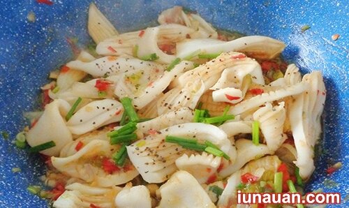 Ảnh minh họa 5 - Cơm trôi vèo vèo với món mực xào sa tế cay cay, thơm thơm !