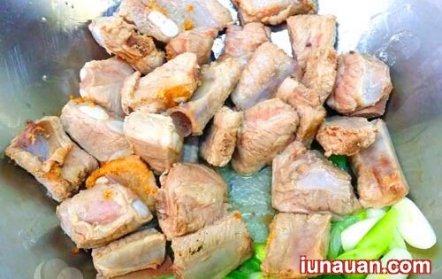 Ảnh minh họa 4 - Chua thanh dễ ăn với món canh sườn nấu sấu chua dịu mát cho mùa hè !