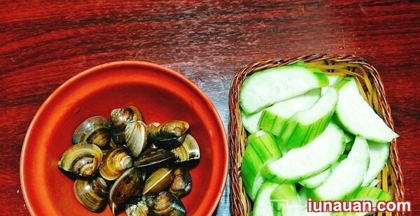 Ảnh minh họa 2 - Cách làm món canh mướp nấu ngao thơm ngọt, dễ ăn cho ngày nắng !