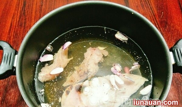 Ảnh minh họa 4 - Công thức đơn giản làm món khô gà lá chanh ngon tuyệt tại nhà - món ăn siêu hot !