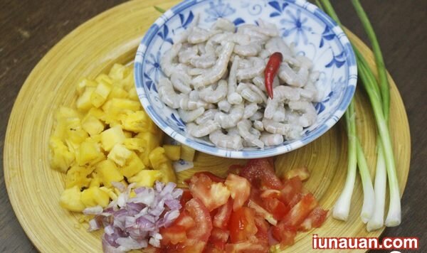 Ảnh minh họa 4 - Đậm đà đưa cơm với cách làm món tôm đồng rang dứa cực ngon và chất !