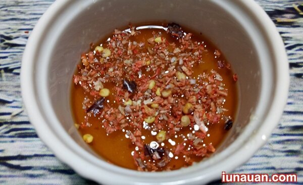 Ảnh minh họa 6 - Ngon không cưỡng nổi với món mực baby trộn sả tắc cực đơn giản !