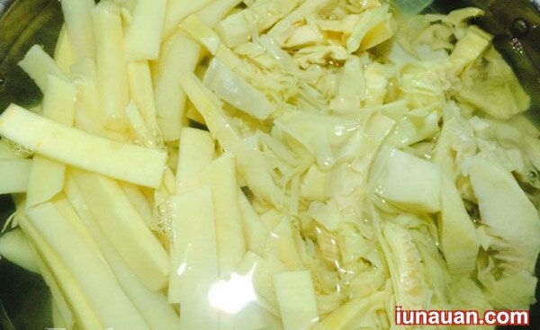 Ảnh minh họa 8 - Cách làm lẩu ếch măng cay đậm đà ngon tuyệt cho ngày cuối tuần se lạnh !