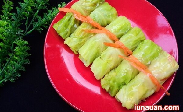 Ảnh minh họa 9 - Cách làm món bắp cải cuộn chay thơm ngon, thanh mát !