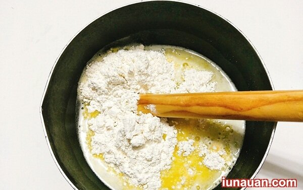 Ảnh minh họa 5 - Cách làm món bánh quẩy chiên xoắn ốc cho nàng mê ăn vặt !