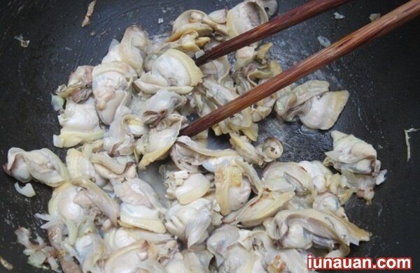 Ảnh minh họa 7 - Thơm ngọt dễ ăn với món canh trai nấu bầu càng ăn càng nghiền !