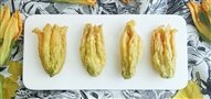 Thơm ngon mà cực đơn giản với cách làm món hoa bí chiên giòn ! Thơm ngon mà cực đơn giản với cách làm món hoa bí chiên giòn !