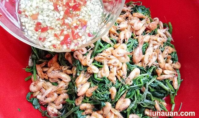 Ảnh minh họa 9 - Bí kíp làm món nộm rau muống dân dã, chuẩn vị không bao giờ chán !