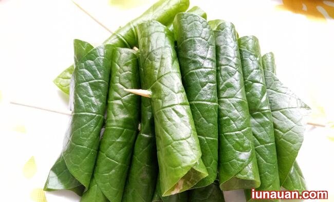 Ảnh minh họa 8 - Hướng dẫn cách làm món chả mực cuộn lá lốt nướng ngon tuyệt cú mèo cho cả nhà mê mẩn