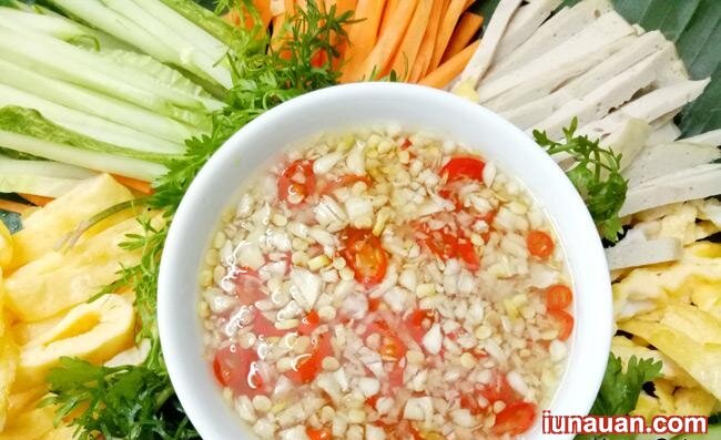 Ảnh minh họa 7 - Sáng tạo với cách làm món phở cuốn thịt heo nhẹ nhàng, thanh mát cho ngày cuối tuần !