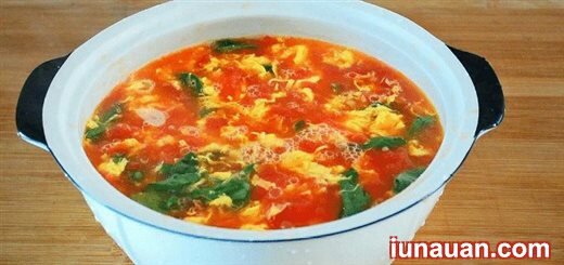 Cách làm món canh cà chua trứng ấm nóng, cực thơm ngon cho ngày thu se lạnh !