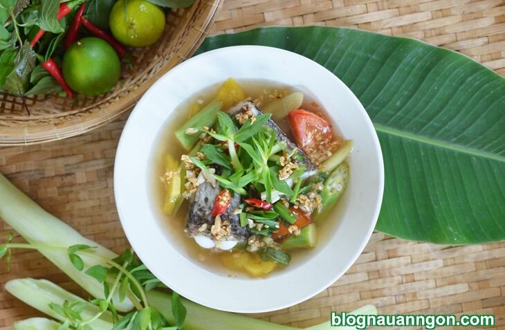 Ảnh minh họa 2 - Ngon miệng, hấp dẫn với món canh chua cá lóc dân dã, quen thuộc!