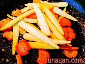 Ảnh minh họa 4 - Thịt bò xào ngũ sắc cho ngày bận rộn!