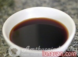 Ảnh minh họa 1 - Thơm ngon hấp dẫn với món gà chiên xì dầu!