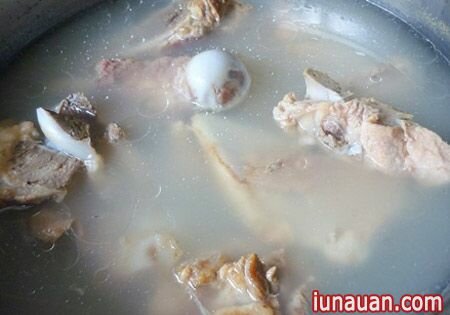 Ảnh minh họa 2 - Món lẩu Thái chua cay hấp dẫn cho ngày se lạnh !