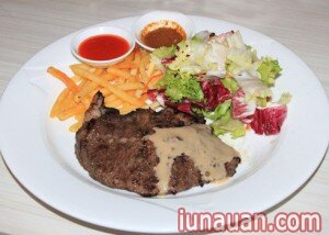 Ảnh minh họa 8 - Cả nhà quây quần cùng thưởng thức món bò bít tết cực ngon!